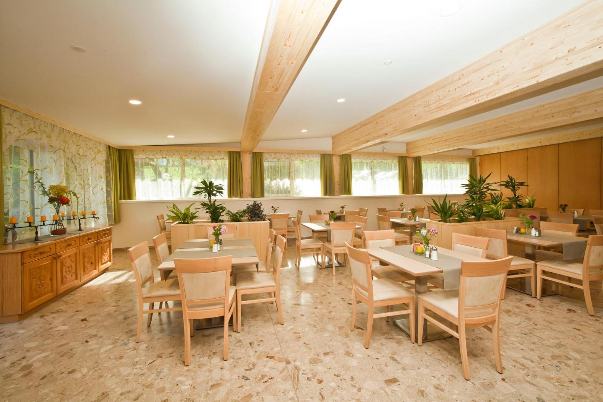 Gasthof Thomann Velden am Wörthersee Dış mekan fotoğraf