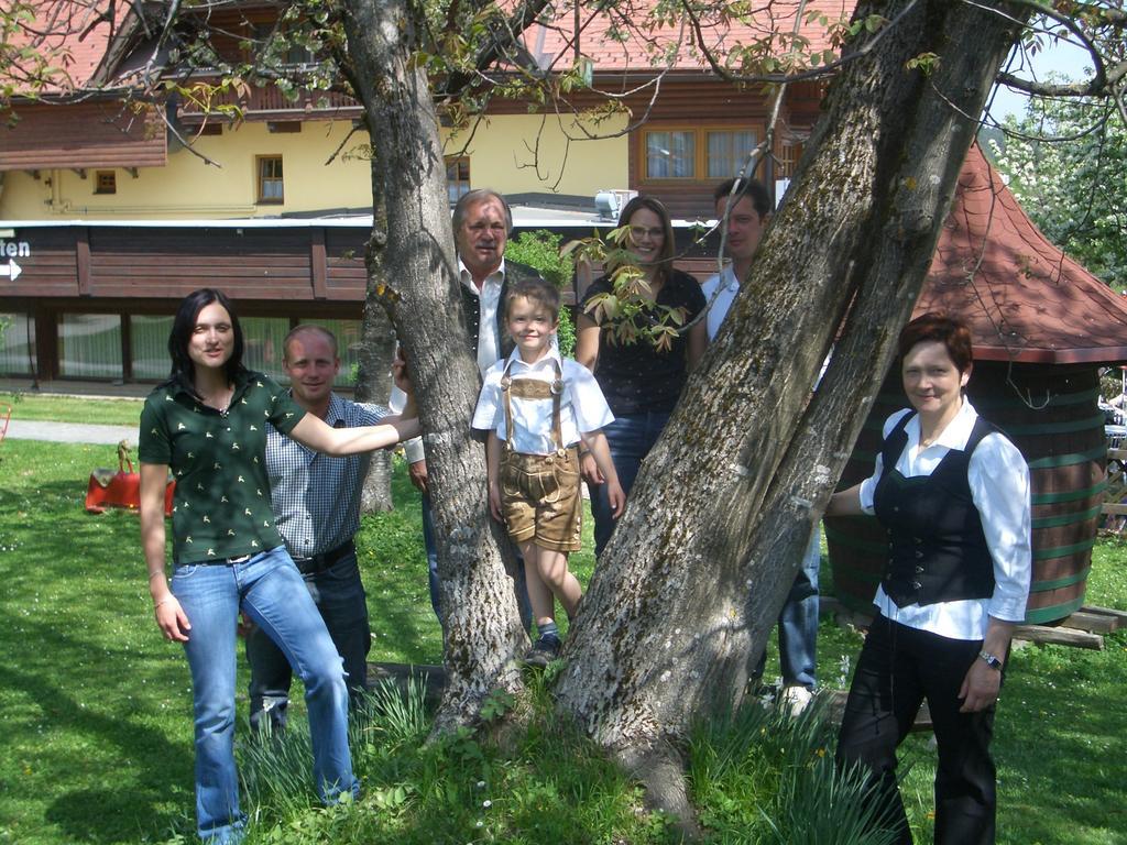Gasthof Thomann Velden am Wörthersee Dış mekan fotoğraf